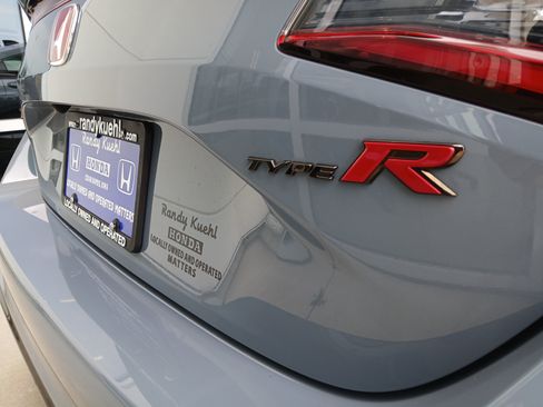 Used 2025 Honda Civic Type R image 25