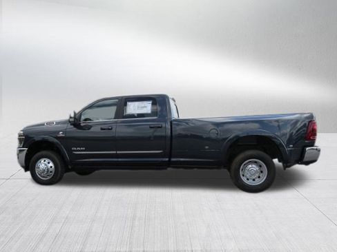 New 2025 RAM 3500 Limited image 7