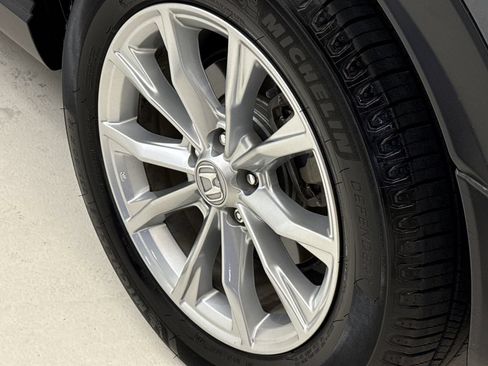 Certified 2024 Honda CR-V EX image 11