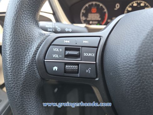 Used 2024 Honda CR-V EX image 14