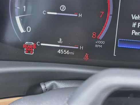 Used 2026 Lexus LX 600 4WD w/ Luxury Package image 44