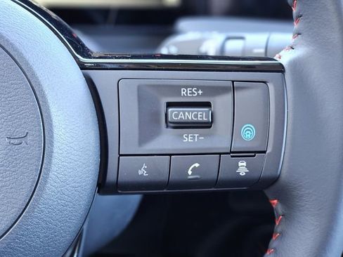 New 2026 Nissan Kicks SR FWD image 17