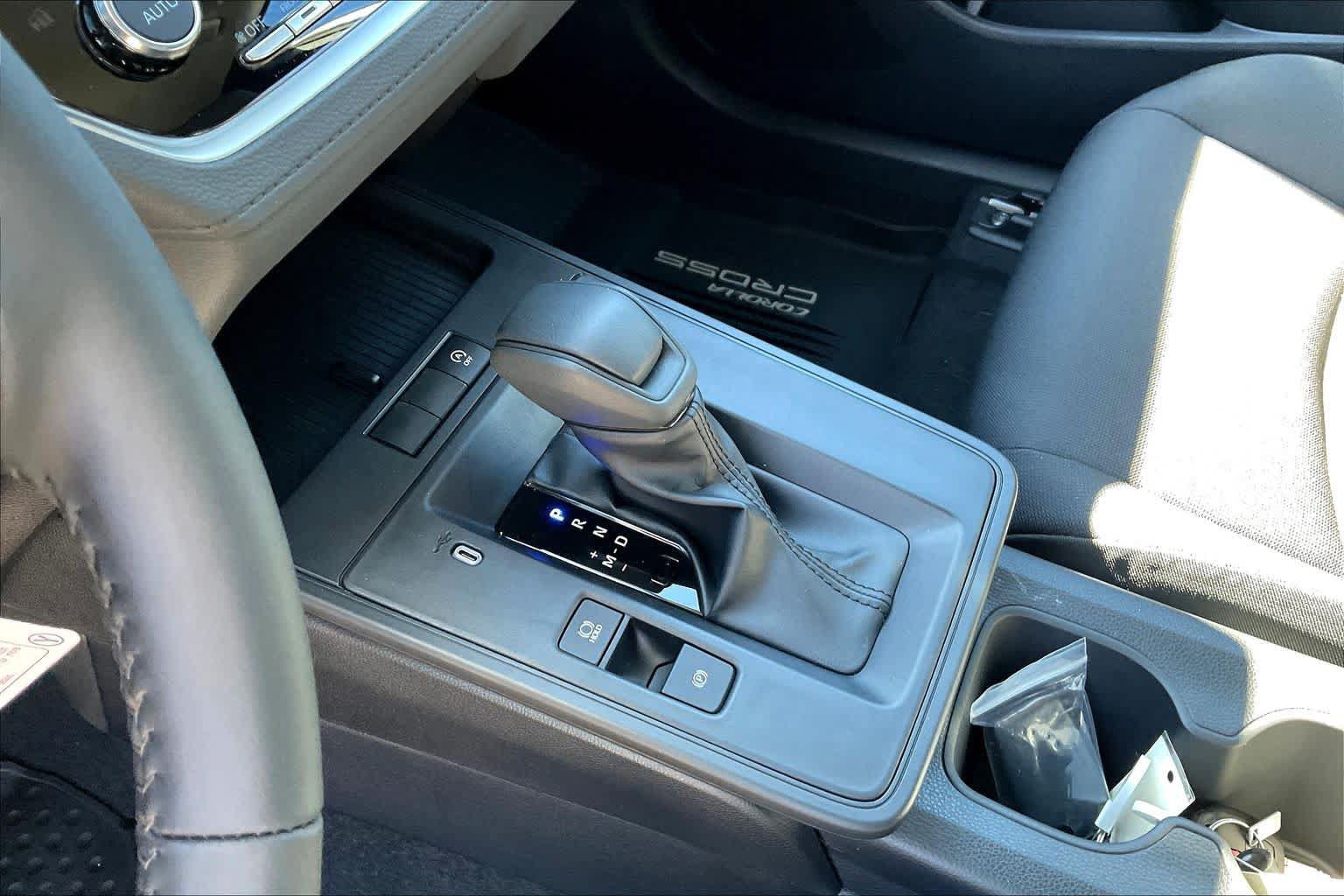 New 2026 Toyota Corolla Cross LE FWD image 7