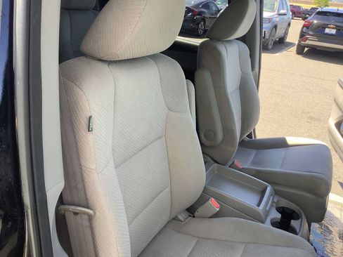 Used 2016 Honda Odyssey SE image 14