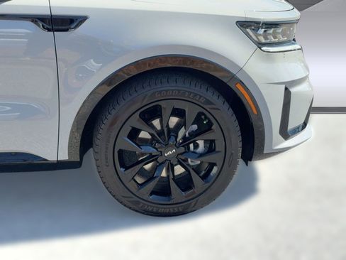 Used 2022 Kia Sorento SX image 12