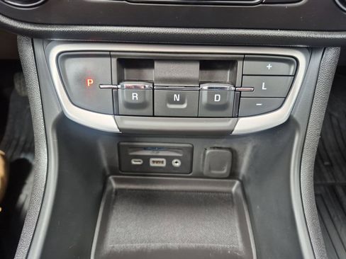 Certified 2023 GMC Terrain SLT AWD/4WD image 19