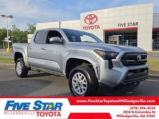 Used 2024 Toyota Tacoma SR5 video 1