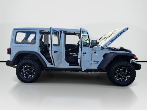 Used 2021 Jeep Wrangler Unlimited Rubicon 4xe w/ Steel Bumper Group AWD/4WD image 9