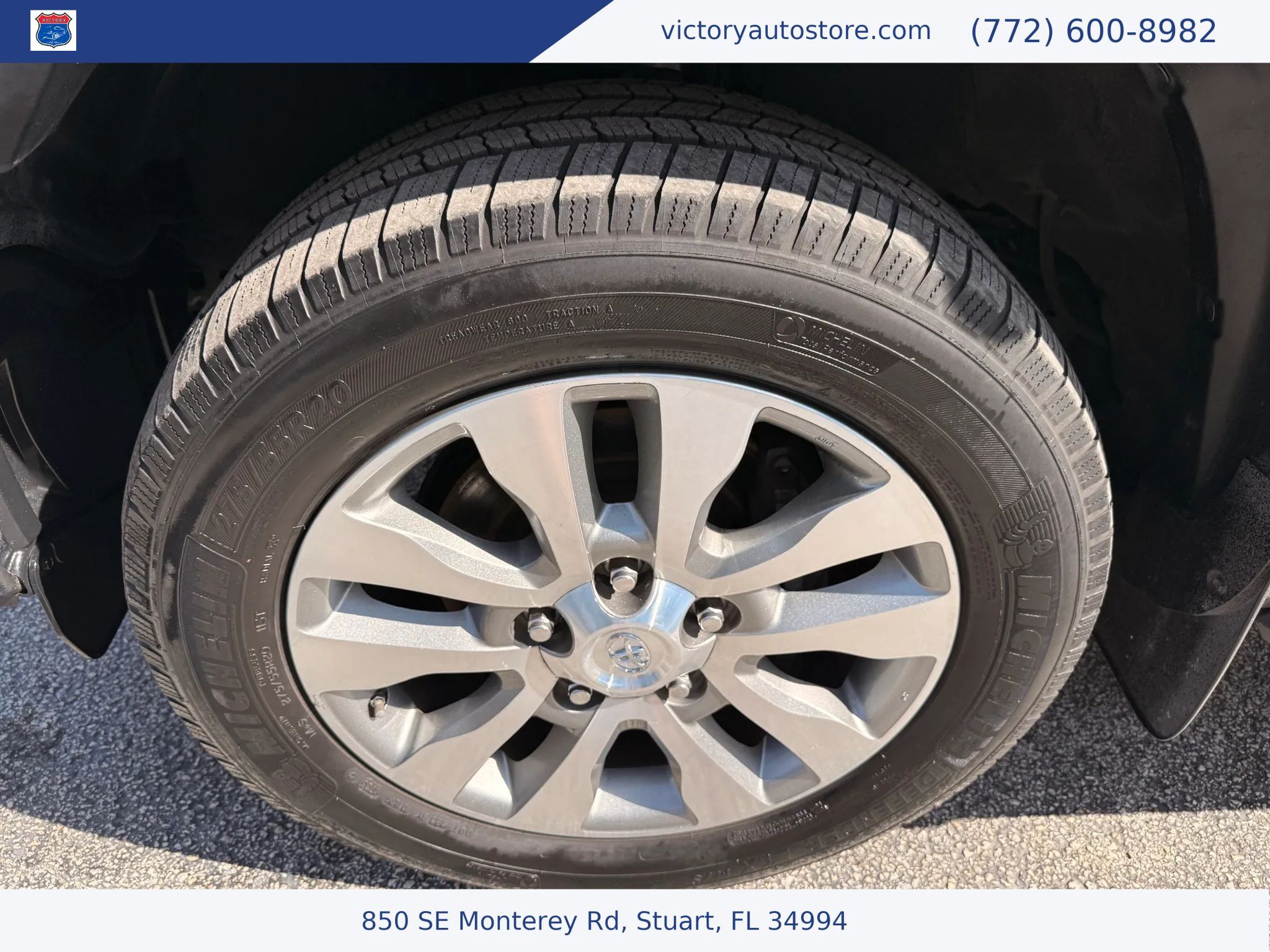 Used 2016 Toyota Tundra Limited w/ Limited Premium Package RWD image 28
