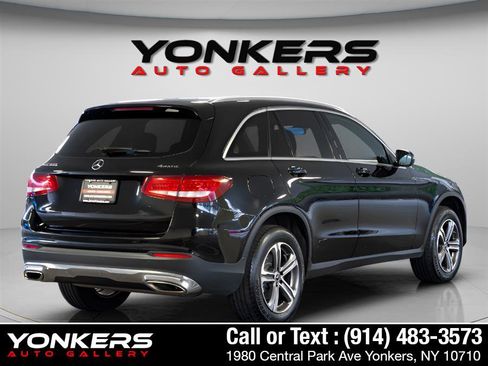 Used 2018 Mercedes-Benz GLC 300 4MATIC image 10