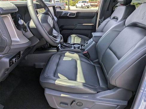 New 2025 Ford Bronco Outer Banks image 14