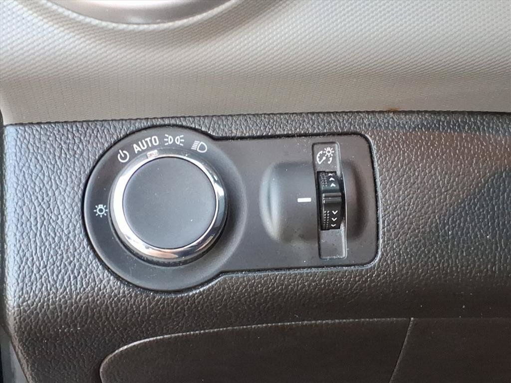 Used 2019 Chevrolet Sonic LT FWD image 20