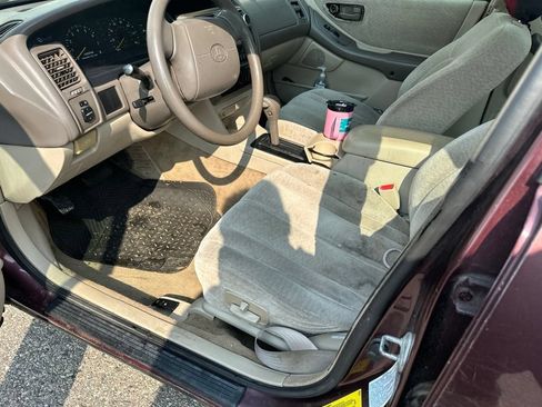 Used 1999 Toyota Avalon XL w/ PWR Seat Pkg FWD image 10