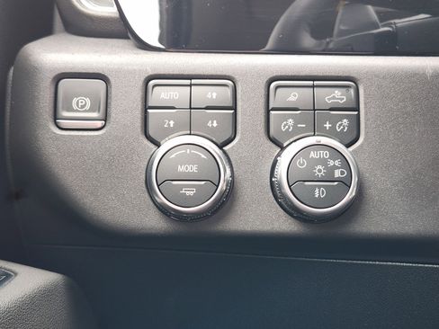 Used 2024 GMC Sierra 1500 Elevation w/ Elevation Premium Package image 23