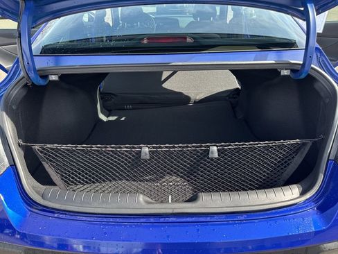 Used 2025 Hyundai Elantra SEL w/ Cargo Package image 17