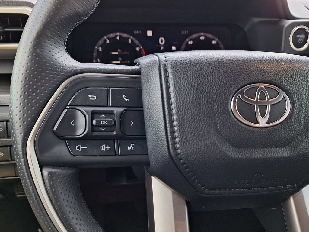 Used 2025 Toyota 4Runner Limited AWD/4WD image 16