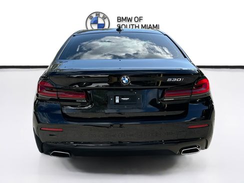 Used 2023 BMW 530i w/ Executive Package image 6