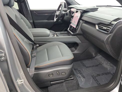 Used 2024 GMC Acadia AT4 w/ LPO, Floor Liner Package AWD/4WD image 6