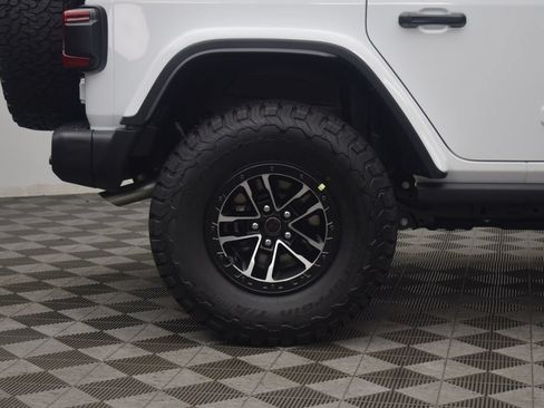 New 2026 Jeep Wrangler Unlimited Rubicon AWD/4WD image 8