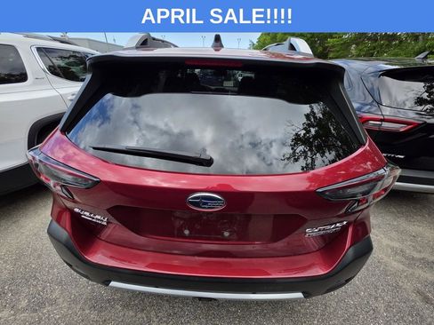 Used 2023 Subaru Outback Touring XT image 3