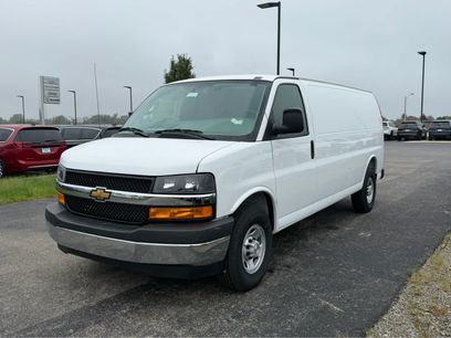 New 2026 Chevrolet Express 2500 Extended w/ Driver Convenience Package