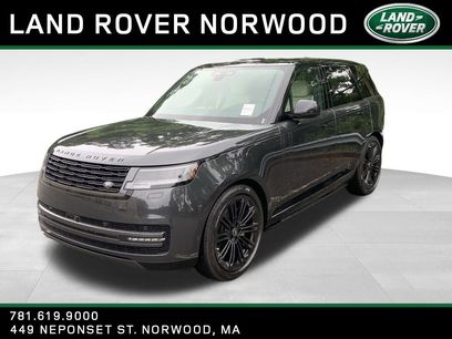 New 2025 Land Rover Range Rover SE