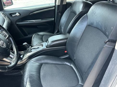 Used 2018 Dodge Journey Crossroad FWD image 11