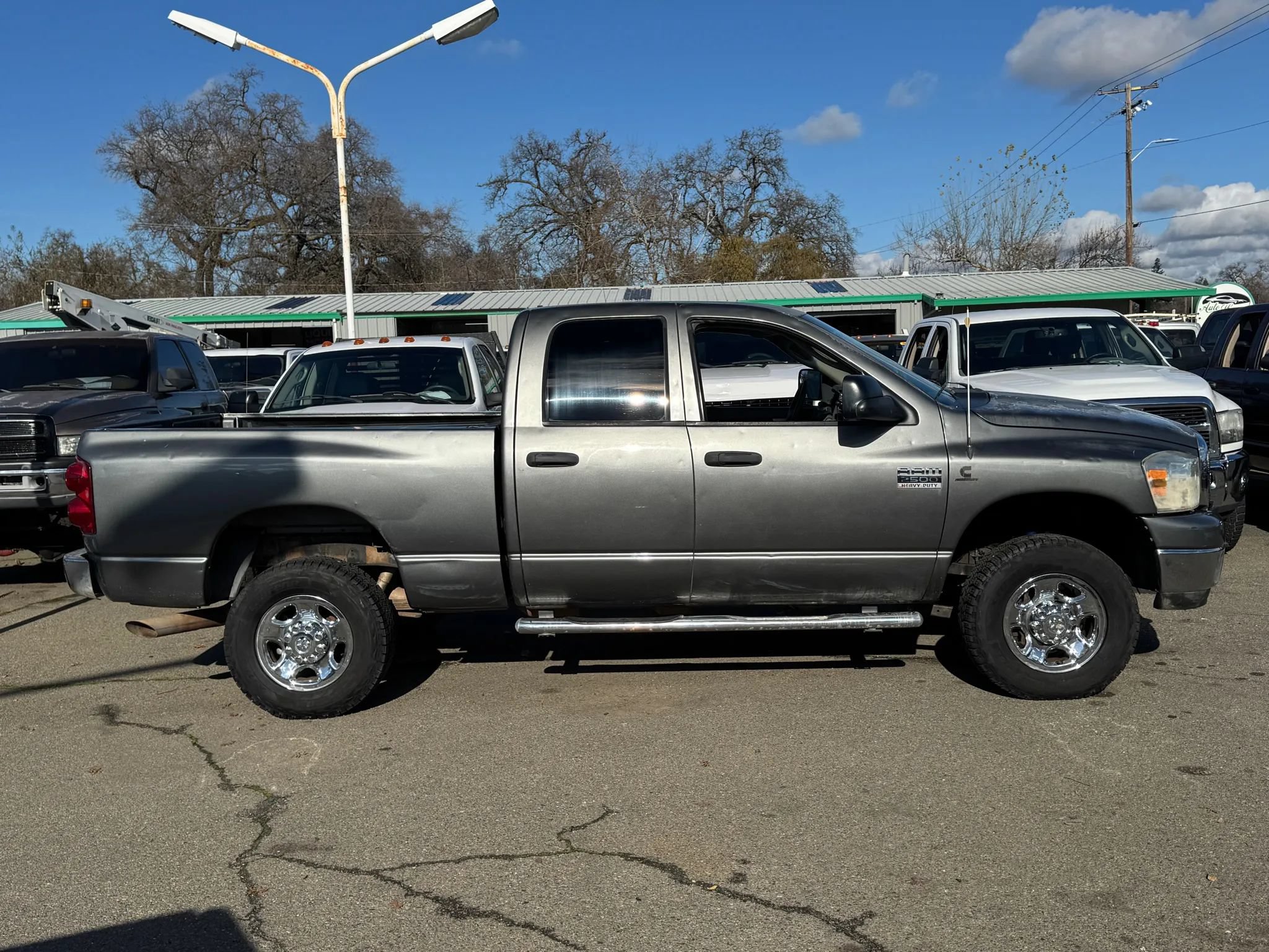 Used 2007 Dodge Ram 2500 Truck SLT AWD/4WD image 3