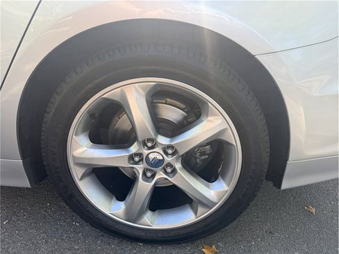 Used 2013 Ford Fusion SE FWD image 9