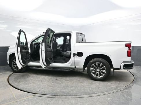 Used 2020 Chevrolet Silverado 1500 RST image 37