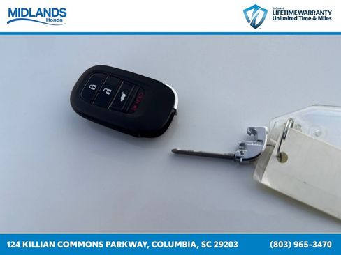 New 2026 Honda HR-V LX image 32