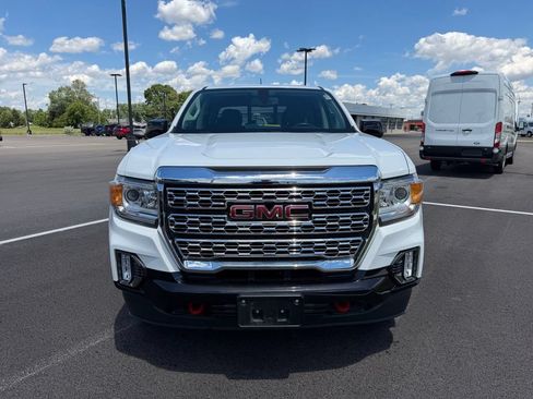 Used 2022 GMC Canyon AT4 w/ Trailering Package AWD/4WD image 2