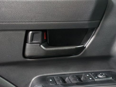 New 2026 Toyota Tacoma SR5 image 33