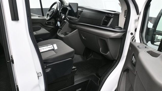 Used 2022 Ford Transit 350 XLT RWD image 12