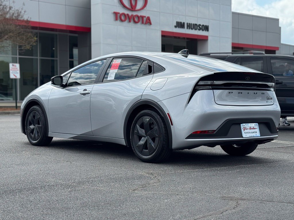 New 2026 Toyota Prius Plug-In Hybrid FWD image 9