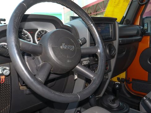 Used 2008 Jeep Wrangler Unlimited Rubicon w/ PWR Convenience Group AWD/4WD image 8