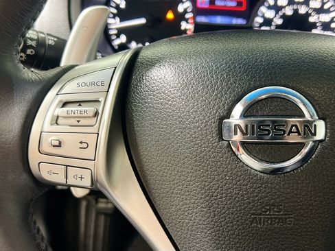 Used 2018 Nissan Altima 2.5 SR FWD image 18