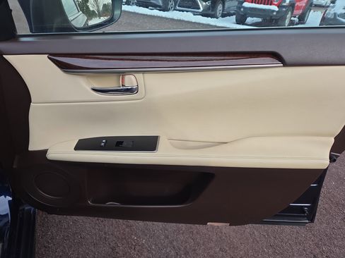 Used 2016 Lexus ES 350 image 13
