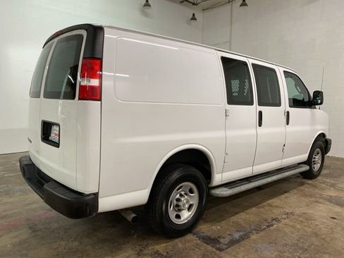 Used 2023 Chevrolet Express 2500 w/ Driver Convenience Package image 5
