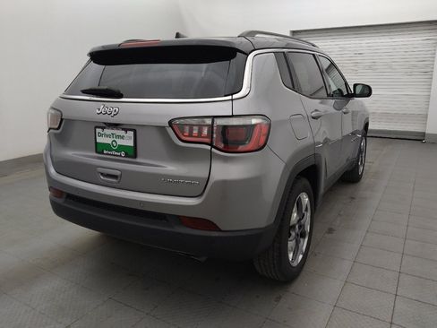Used 2018 Jeep Compass Limited w/ Safe & Security Group FWD image 9