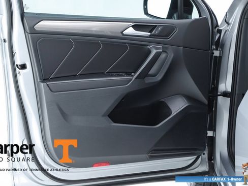 Used 2022 Volkswagen Tiguan SE R-Line FWD image 18