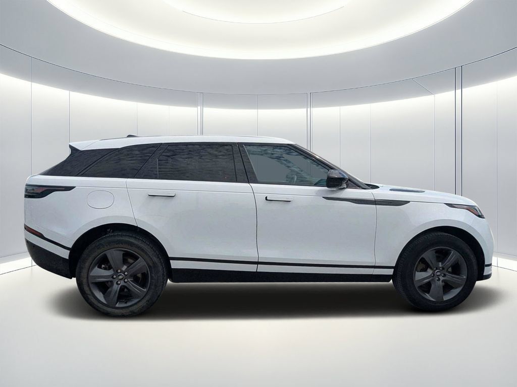 Used 2025 Land Rover Range Rover Velar Dynamic SE AWD/4WD image 3