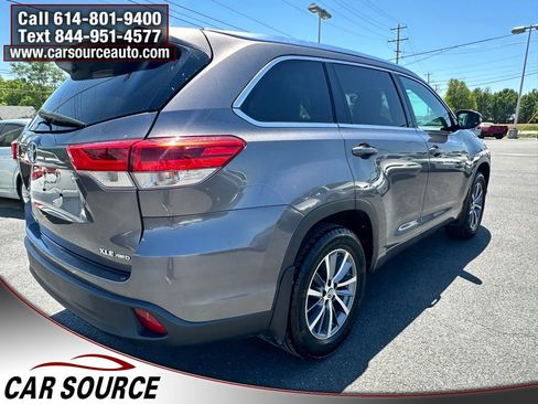 Used 2017 Toyota Highlander XLE AWD/4WD image 5