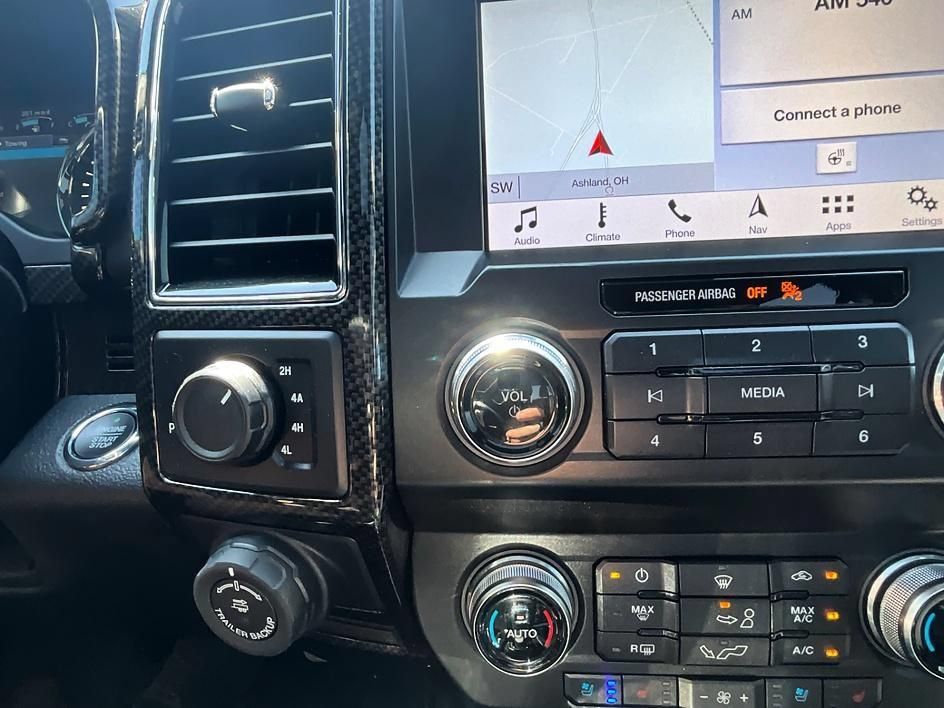 Used 2019 Ford F150 Lariat w/ Equipment Group 502A Luxury AWD/4WD image 35