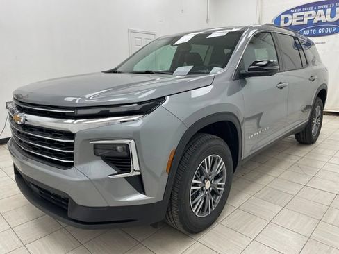 New 2026 Chevrolet Traverse LT w/ Driver Confidence Package AWD/4WD image 18