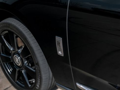 Used 2022 Rolls-Royce Cullinan image 27