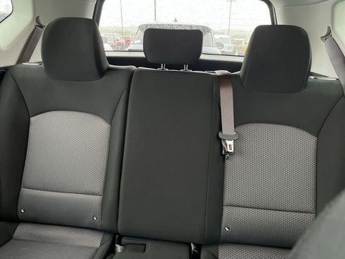 Used 2025 Kia Soul LX w/ LX Technology Package FWD image 21