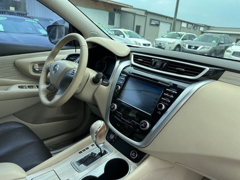 Used 2015 Nissan Murano SV w/ Premium Package FWD image 8