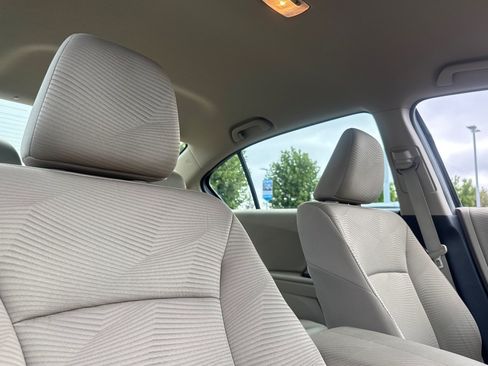 Used 2014 Honda Accord LX image 23