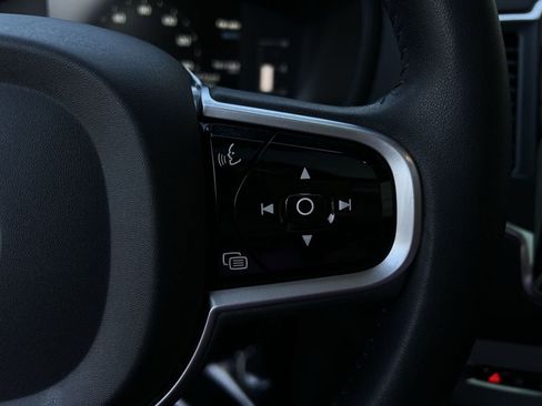 Used 2019 Volvo XC90 T5 Momentum AWD/4WD image 41